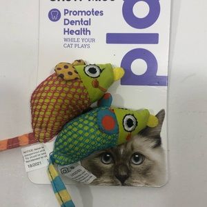 2 Catnip Mice NWT
